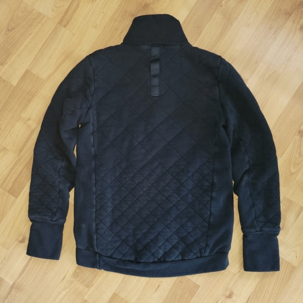 Lululemon Insulated Lined Zip Bomber 4 Pullover Quilted Black - Picture 10 of 11